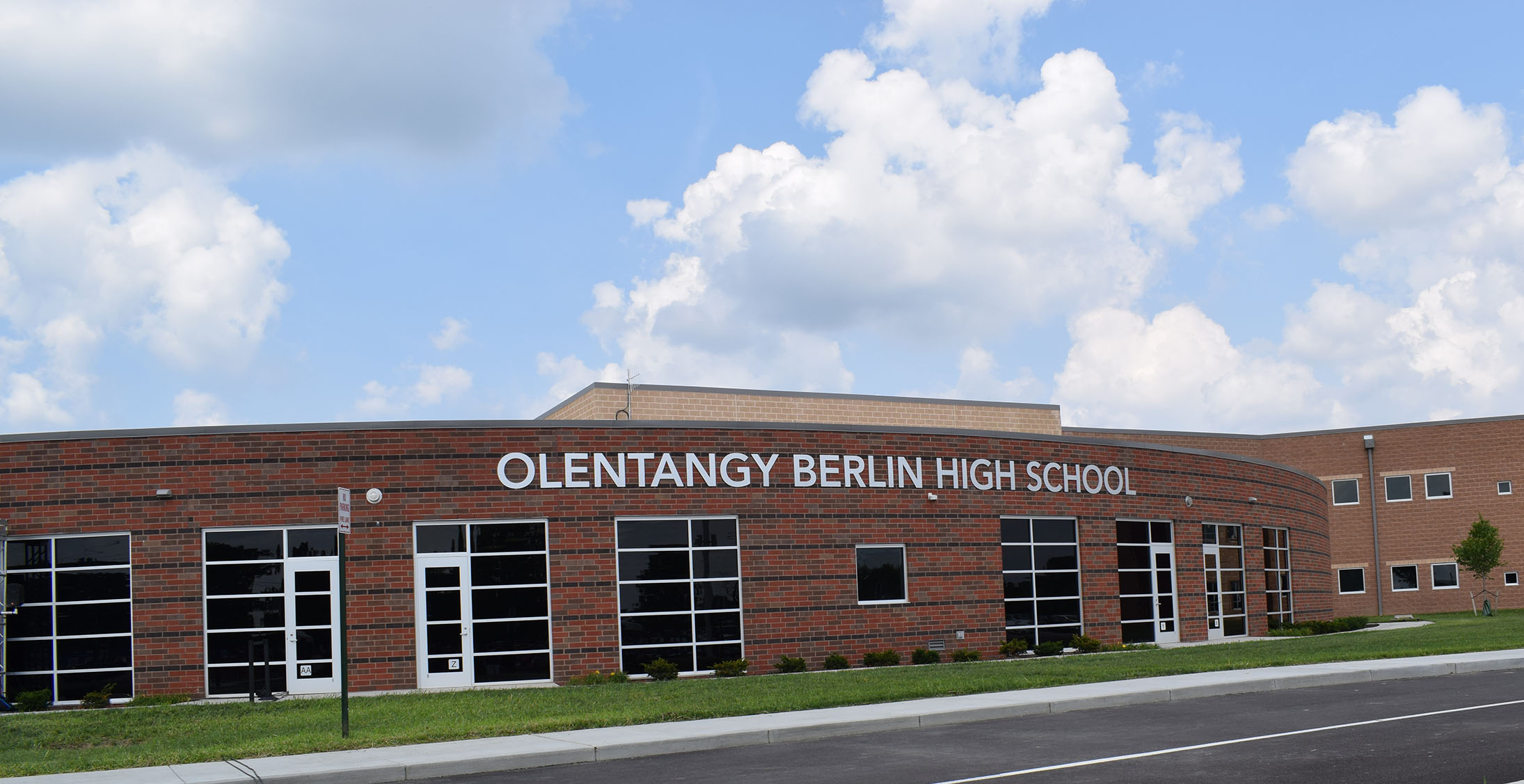 Gilbane Building Company Celebrates Building Ribbon Cutting at